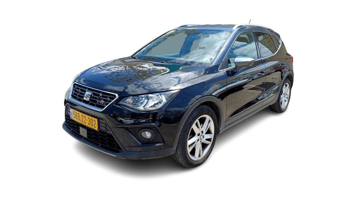סיאט ARONA