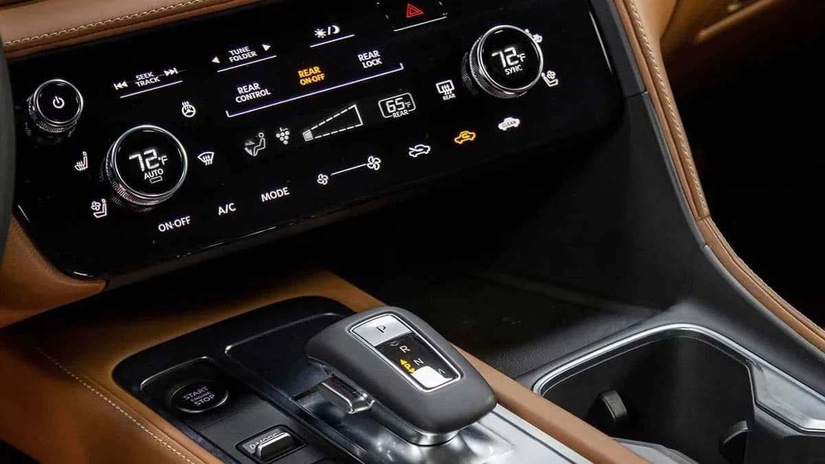 עיצוב פנים QX60