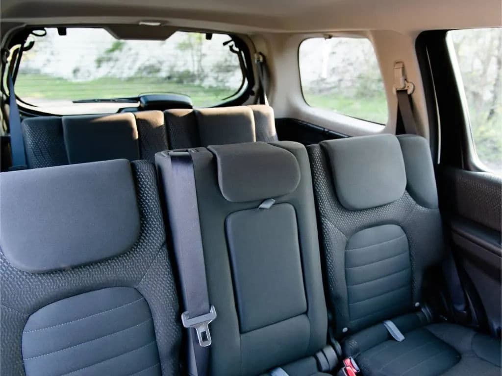 איך לבחור רכב היברידי 7 מקומות - דגמים מומלצים כולל רכבי פלאג אין