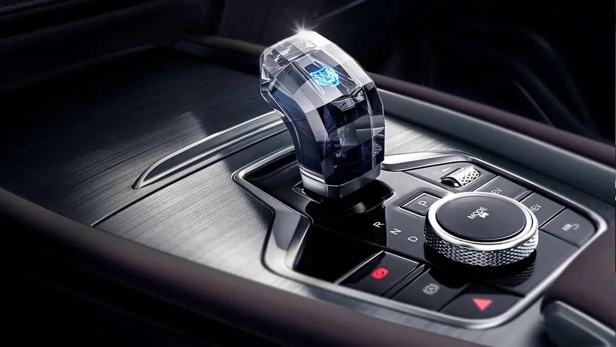 עיצוב פנים טיגו 7 פרו