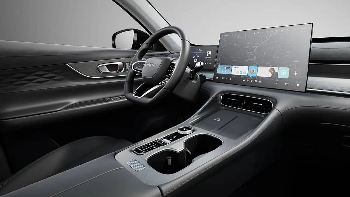 עיצוב פנים טיגו 8 פרו